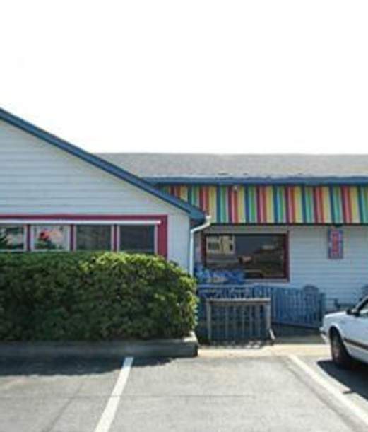 Goombays Grill & Raw Bar