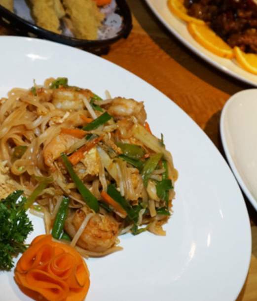 Sanya Sushi Bar, Japanese and Chinese Cuisine