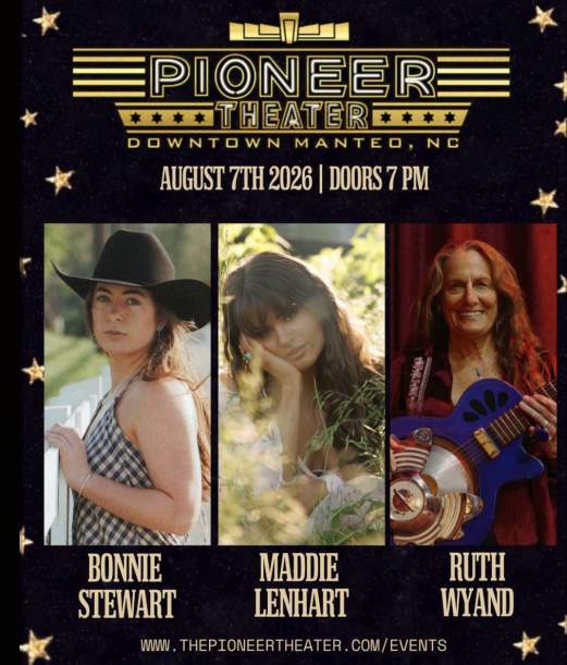 Maddie Lenhart, Bonnie Stewart and Ruth Wyand