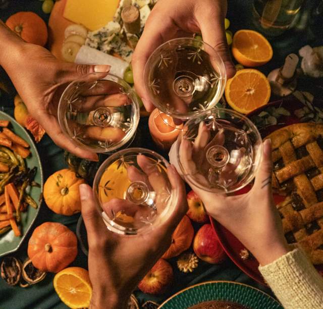 Thanksgiving Made Easy: Dine In or Take Out in Addison