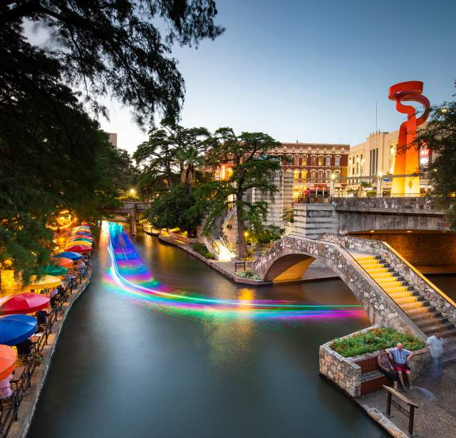 Riverwalk time lapse