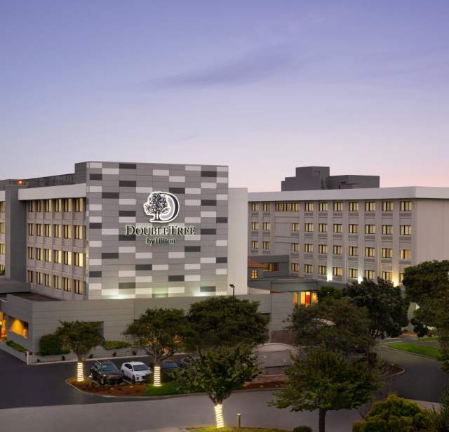 DoubleTree by Hilton San Francisco South Airport Blvd