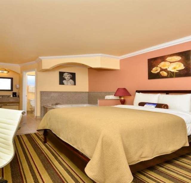Inn by The SFO