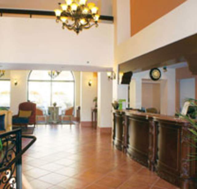 La Quinta Inn & Suites by Wyndham San Francisco Airport West