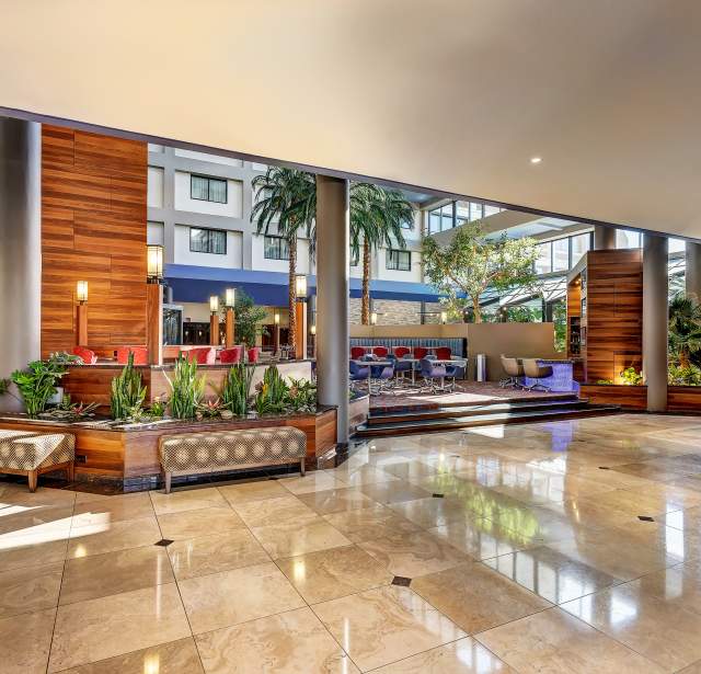 Crowne Plaza Foster City - San Mateo