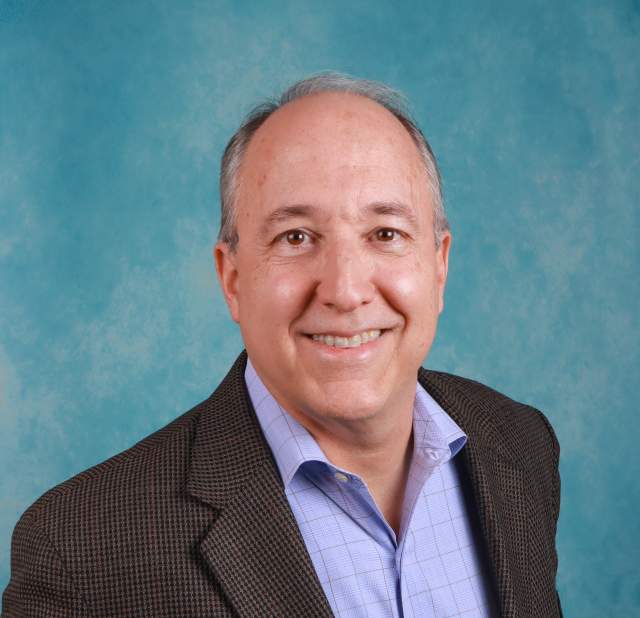 Steve Genovesi Headshot