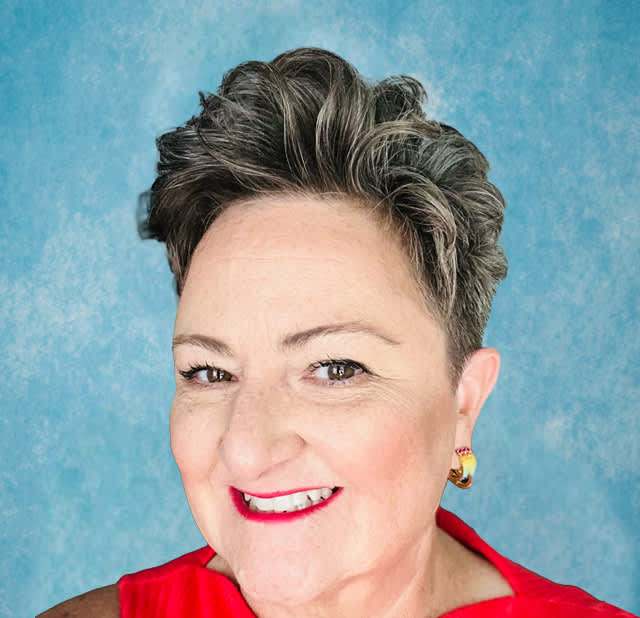 Tina Cannon Headshot