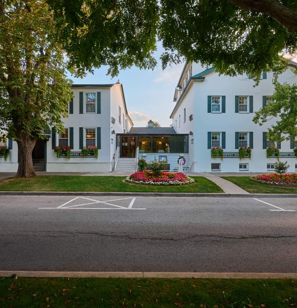 Moffat Inn