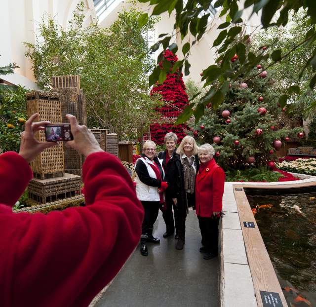 Lauritzen Gardens