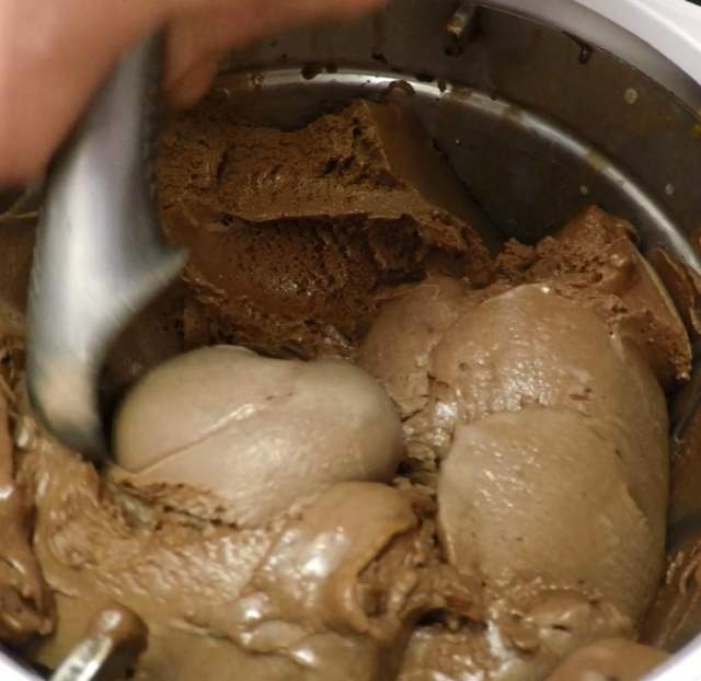 Now Serving Omaha – Ted & Wally’s Premium Homemade Ice Cream (webisode #32)