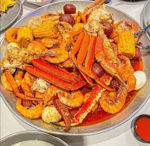 Rockin Crab Seafood Bar