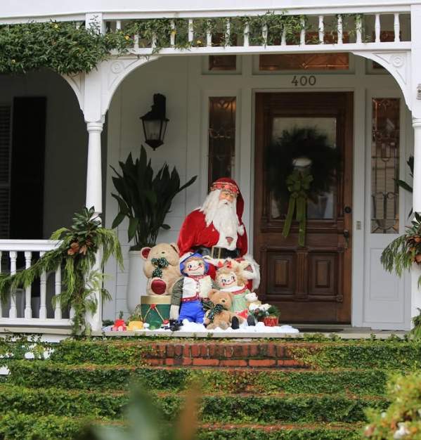Victorian Front Porch Christmas Tour 2025 in Opelika