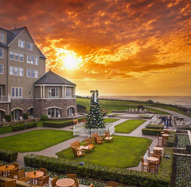Ritz-Carlton Holidays