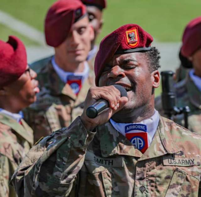 Live Patriotic & Holiday Music with the 82nd ABD All American Chorus