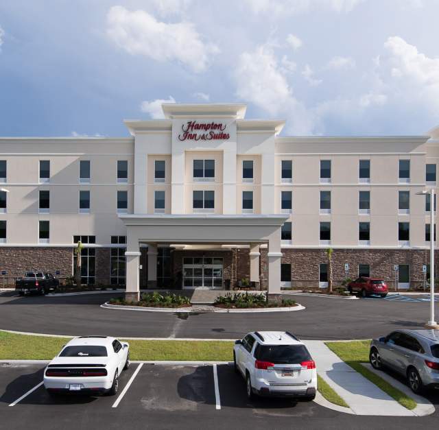 Hampton Inn & Suites Fayetteville Cedar Creek