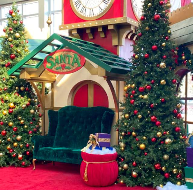 Santa Photos at Cross Creek Mall