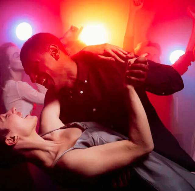 FREE Social Dancing lessons with Rolands Dance Studio