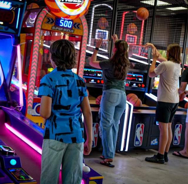 Sol's Arcade and Taproom