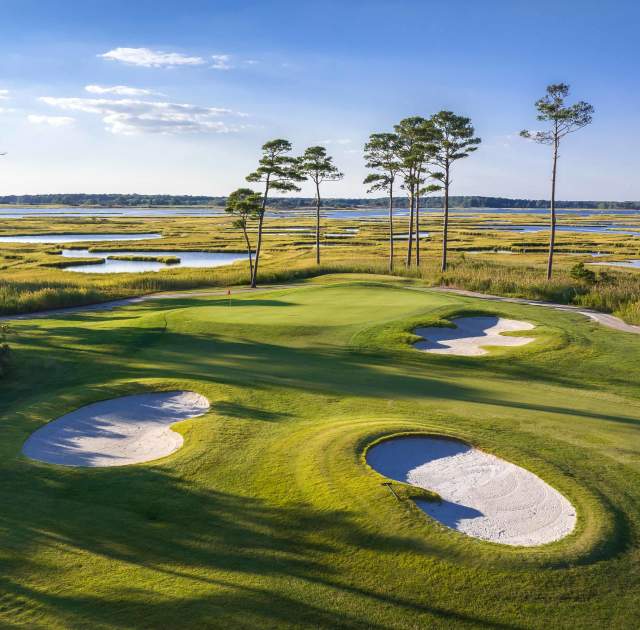 Tee Off Together: Golf & Group Outings in Ocean City