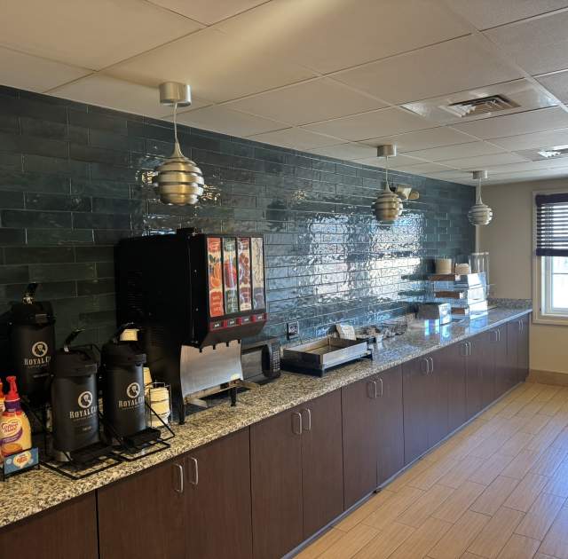 La Quinta Inn & Suites