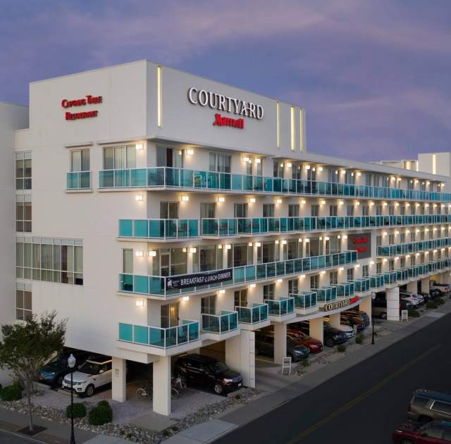 Courtyard by Marriott - Rising Tides Festival