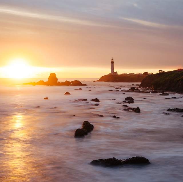 Sunset-at-Pigeon-Point-Lighthouse