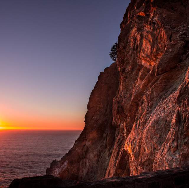 Sunset views at Devil's Slide Trail in Pacifica California