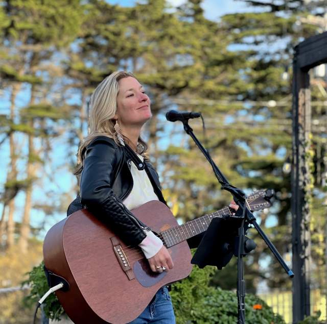 Live Music at Jettywave