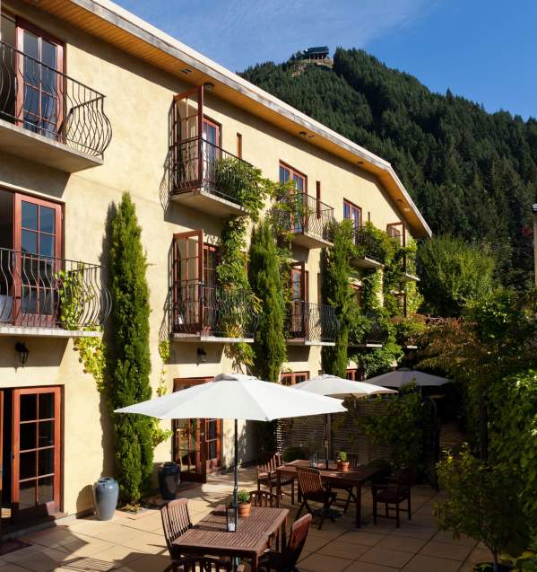 Browns Boutique Hotel