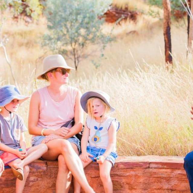 Karijini Experience - family talking to Maitland Parker