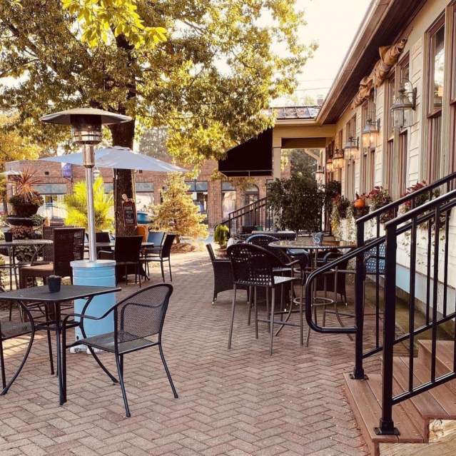 Outdoor patio seating at The Alreddy Cafe in Sharonville (photo: @thealreddycafe)