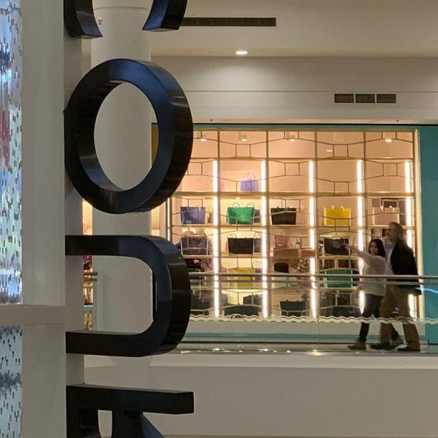 Couple walking around the mall in Cincinnati