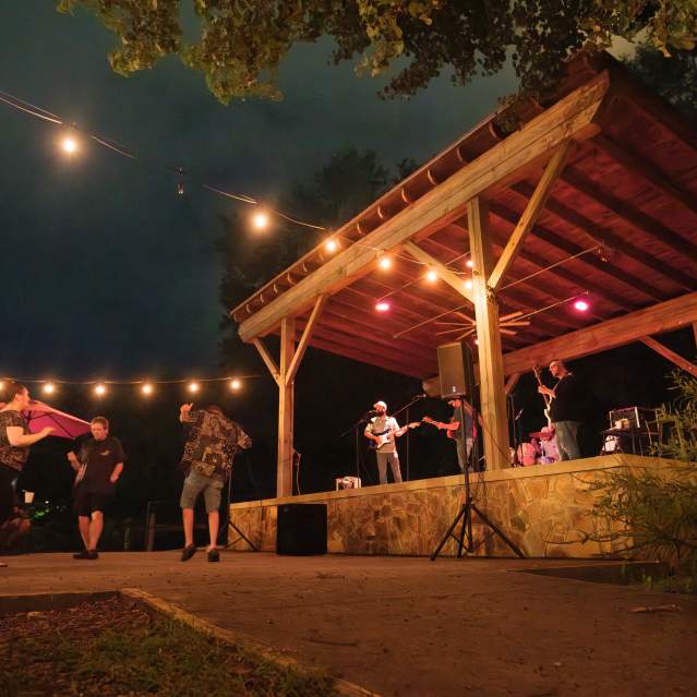 2 Witches Winery & Brewing Company