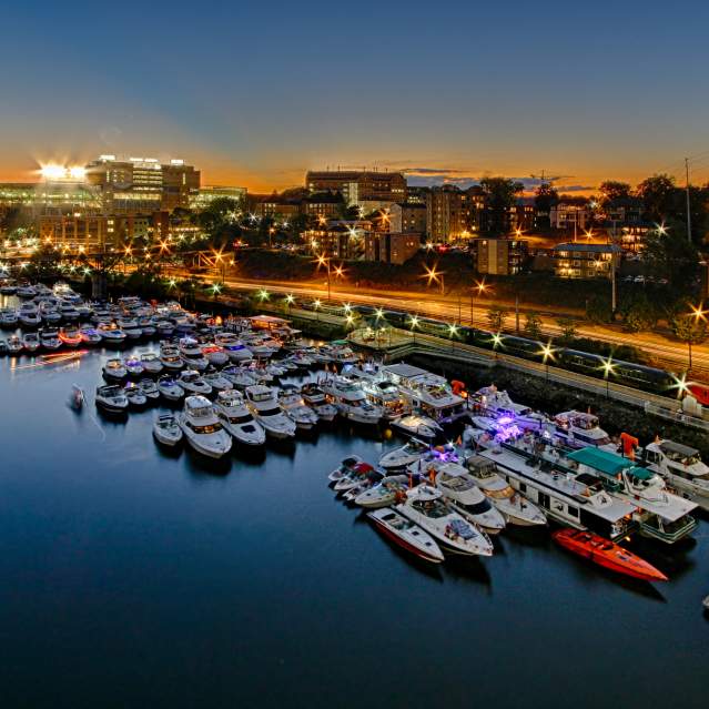 Tennessee River Football Neyland Stadium Boats