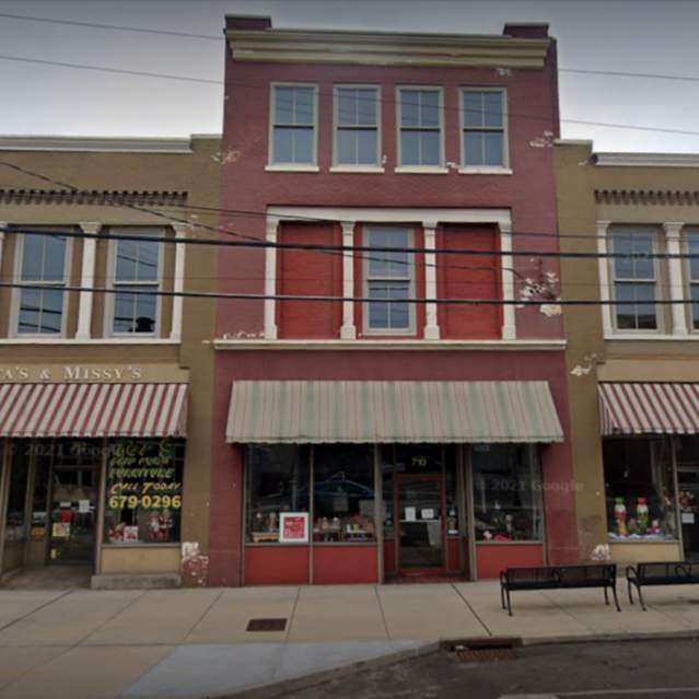Carletta & Missy’s Furniture and Finds & A&R Used Furniture and Antiques