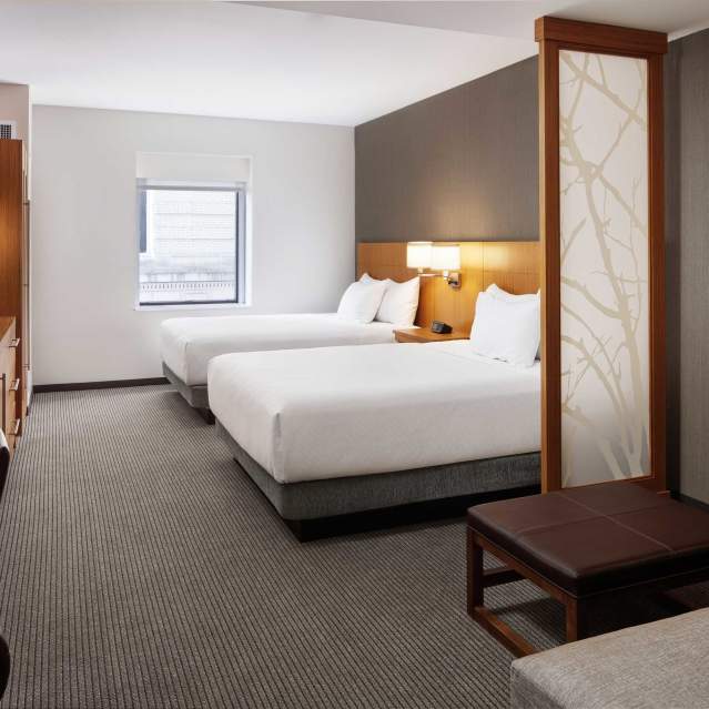 Hyatt Place Knoxville Downtown's accommodations provide a clean, crisp, and warm atmospheres during your visit or business meeting in Knoxville