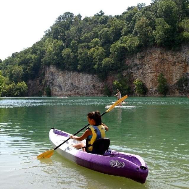 ​Stand Up Paddleboardling at Ijams