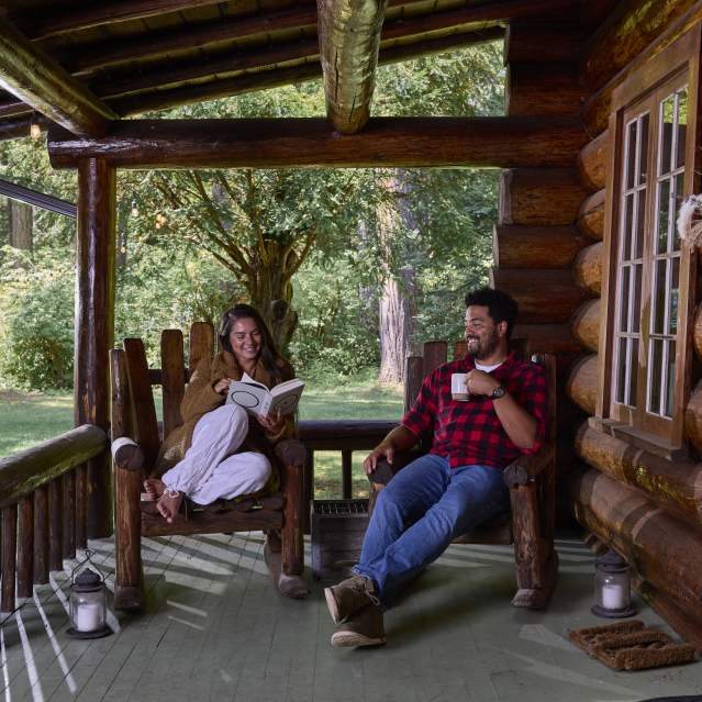 Spectacular Riverfront Lodging on the McKenzie River