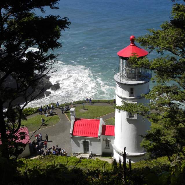 Heceta Head Lighthouse Shines Year-round