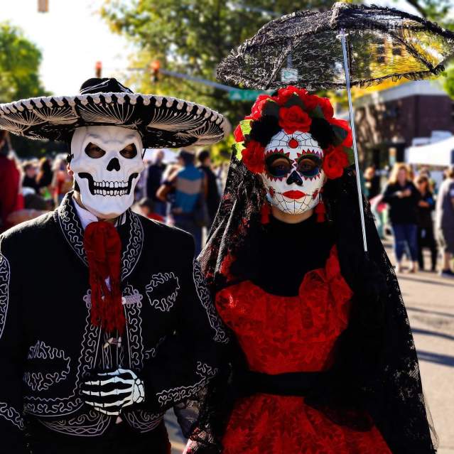 Day of the Dead Couple