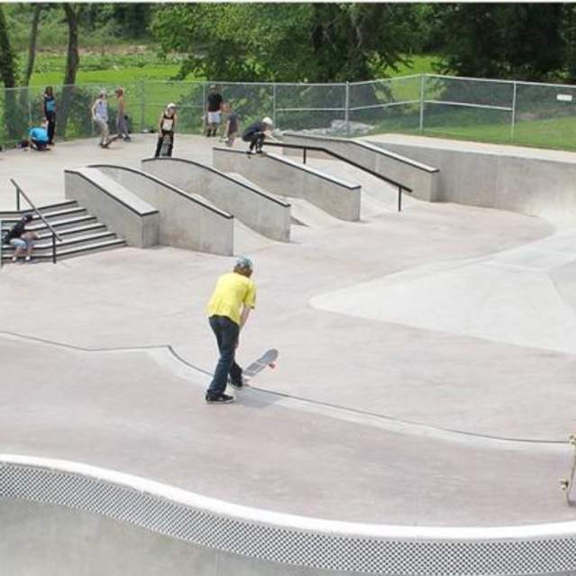 Skateboarding at Veterans park