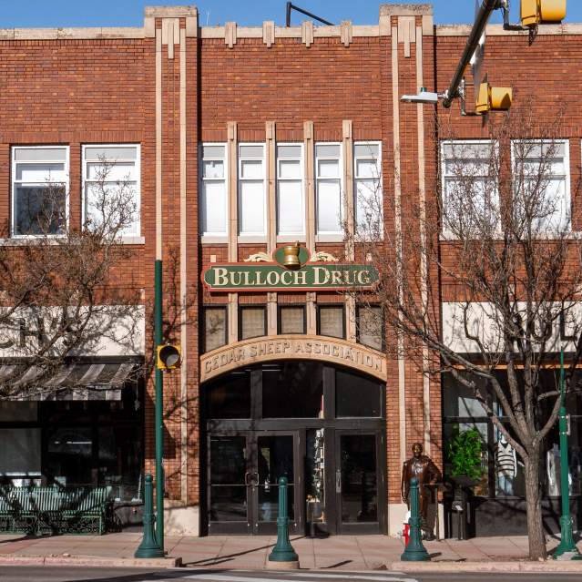 Bulloch's Home • Botique • Gifts • Kids