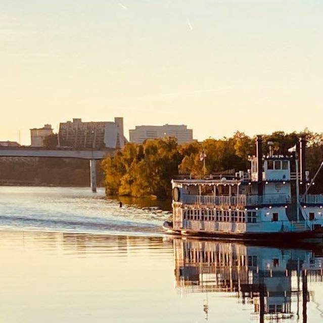 Dinner Cruise Aboard the Star of Knoxville Riverboat