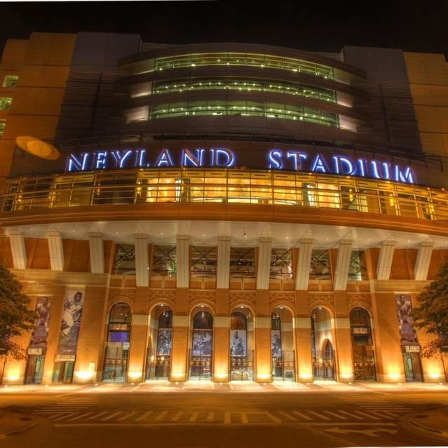 Neyland Stadium