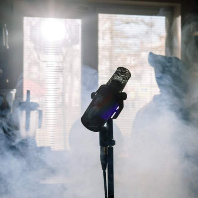 Open Mic Singer Songwriter Night