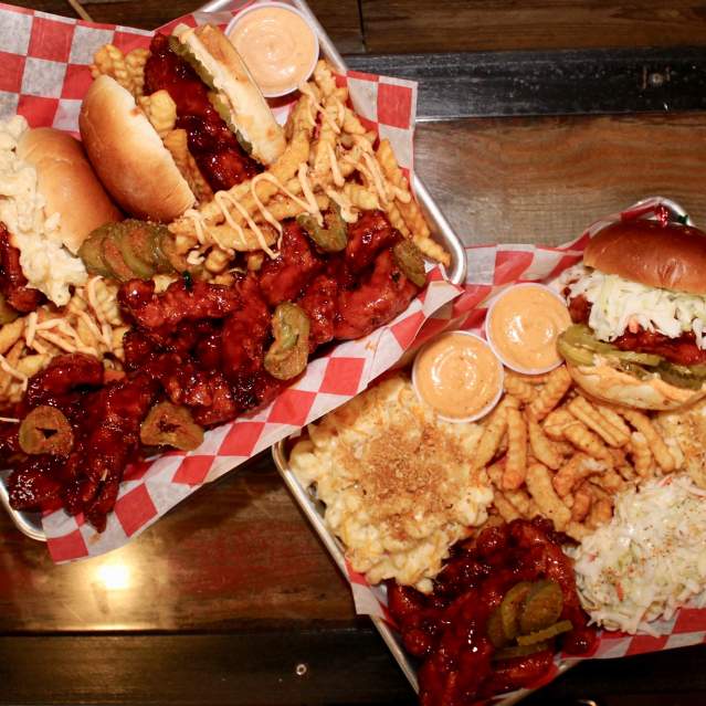 Hot Chikn Kitchn