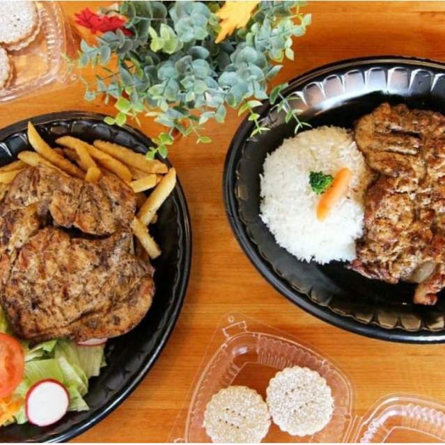 Tita's Grill