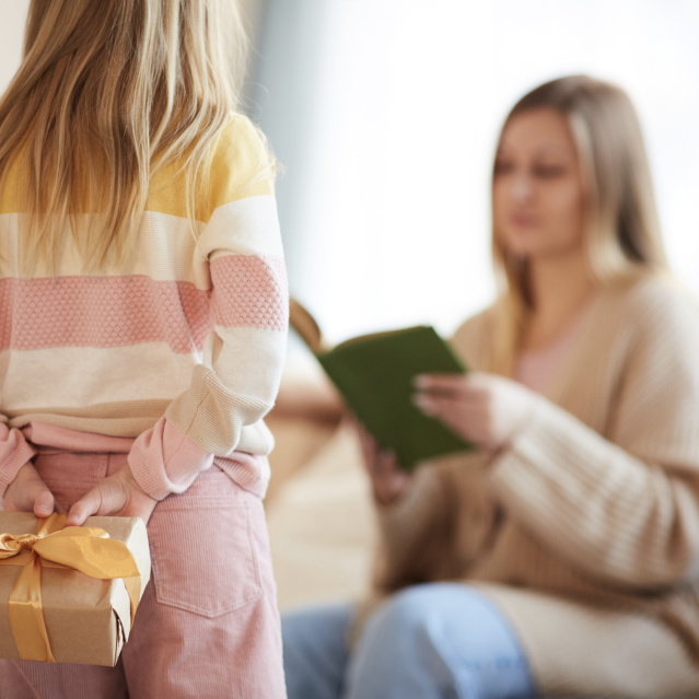 Ten Uniquely Kentucky Gifts for the Holiday Season