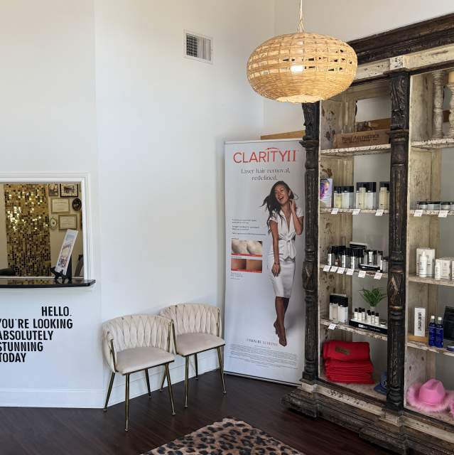 Posh Aesthetics Lobby