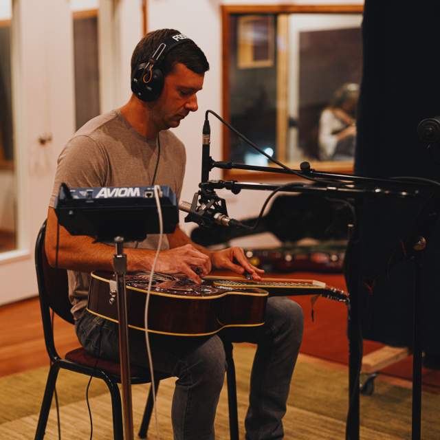 ‎The Petersens 2025 Campaign Studio Shot